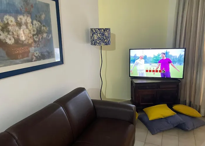 Apto Com Varanda Wi-Fi, Netflix - 400 M Da Praia Guarujá